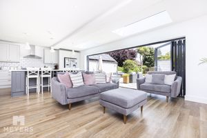 Photo 27- click for photo gallery